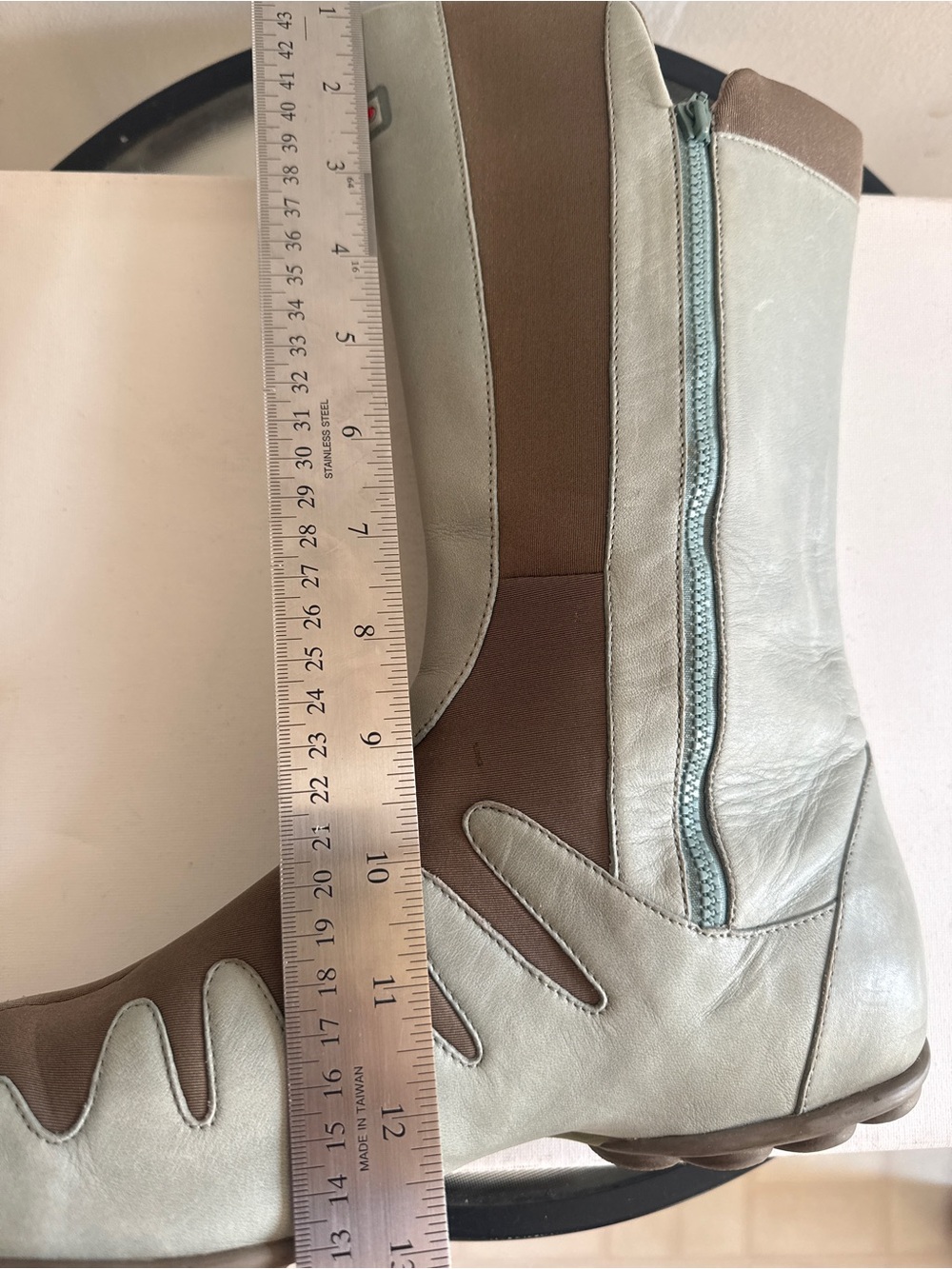 Tsubo Vintage Y2K Futuristic Leather Stretch Light Blue Mid-Calf Boots Size 10 - Picture 11 of 13